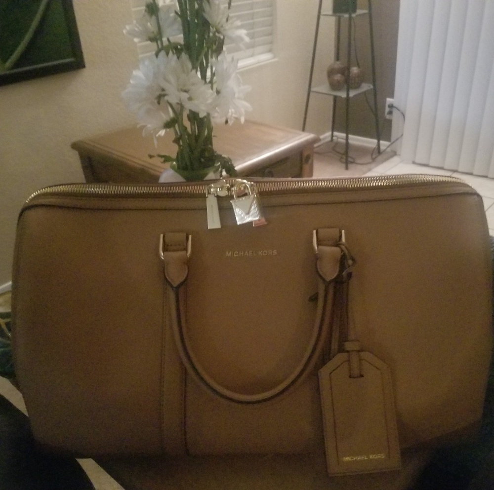 MK Michael Kors  Large Weekender Bag NWT